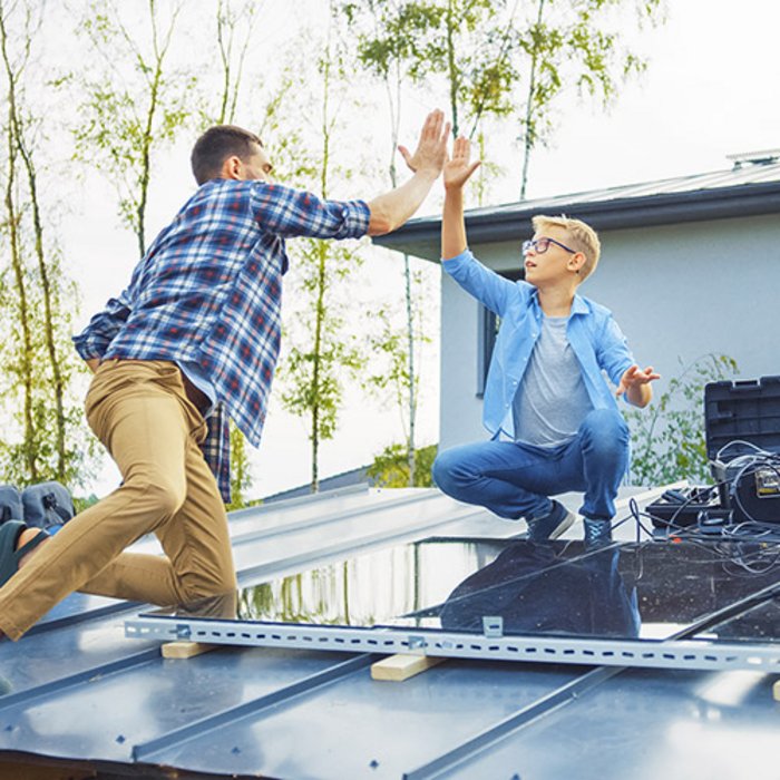 header_photovoltaik_heroscene_iStock-1273484324