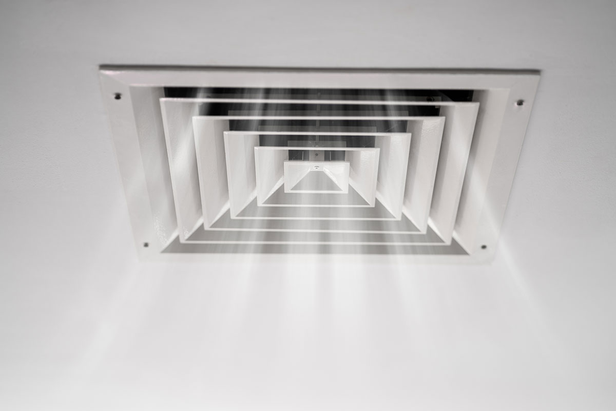 Gebaeudetechnik-Lüftungstechnik-iStock-1332792135_lowres