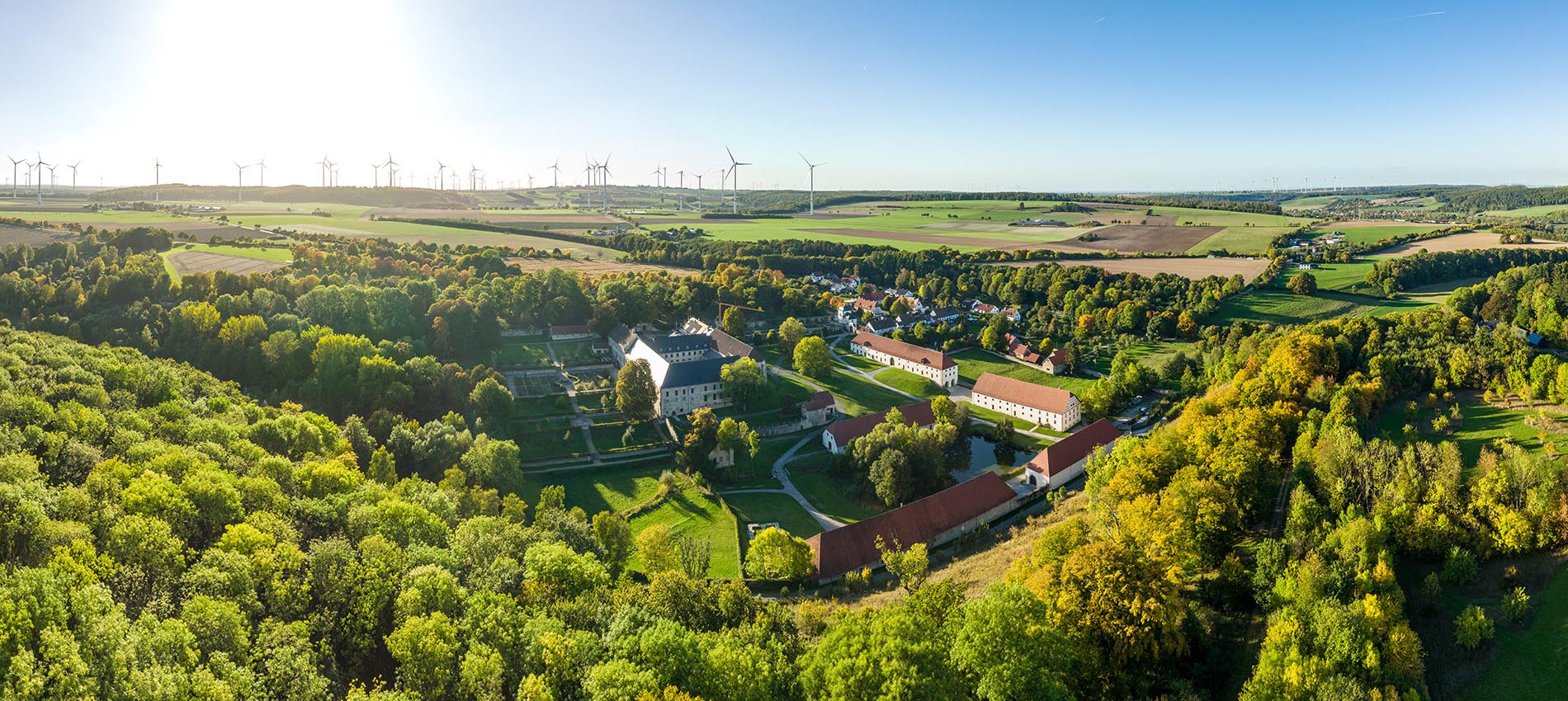 Lichtenau-Kloster-Dalheim-Teutoburger-Wald-Tourismus-D-Ketz-094-CC-BY-SA_1900x850